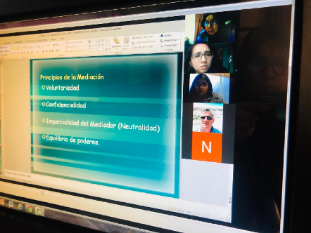 Centro de Mediación Iquique realiza taller para monitoras del Programa Vínculos