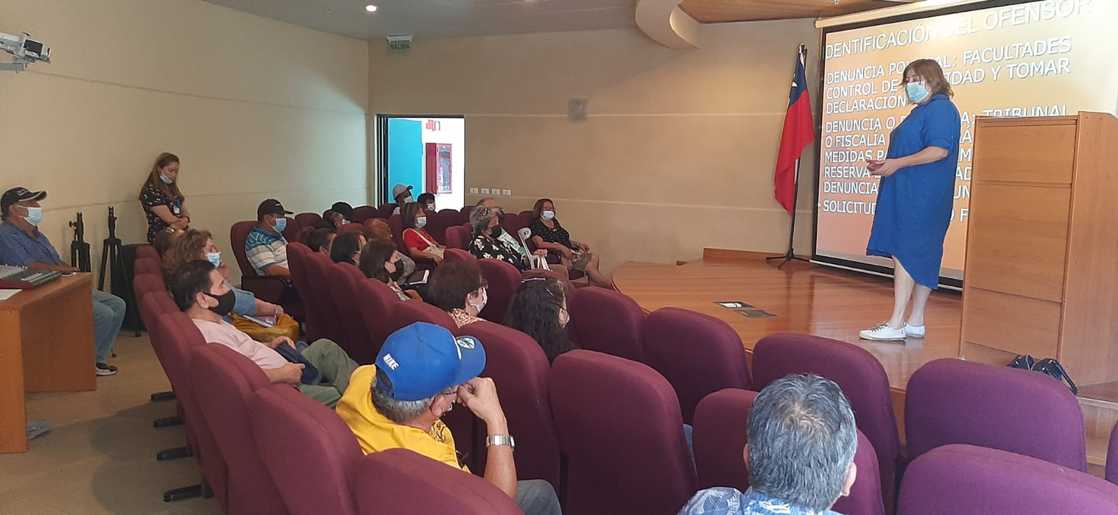 Consultorio Jurídico de Tocopilla realiza charla para cuidadore/as de pacientes con dependencia severa