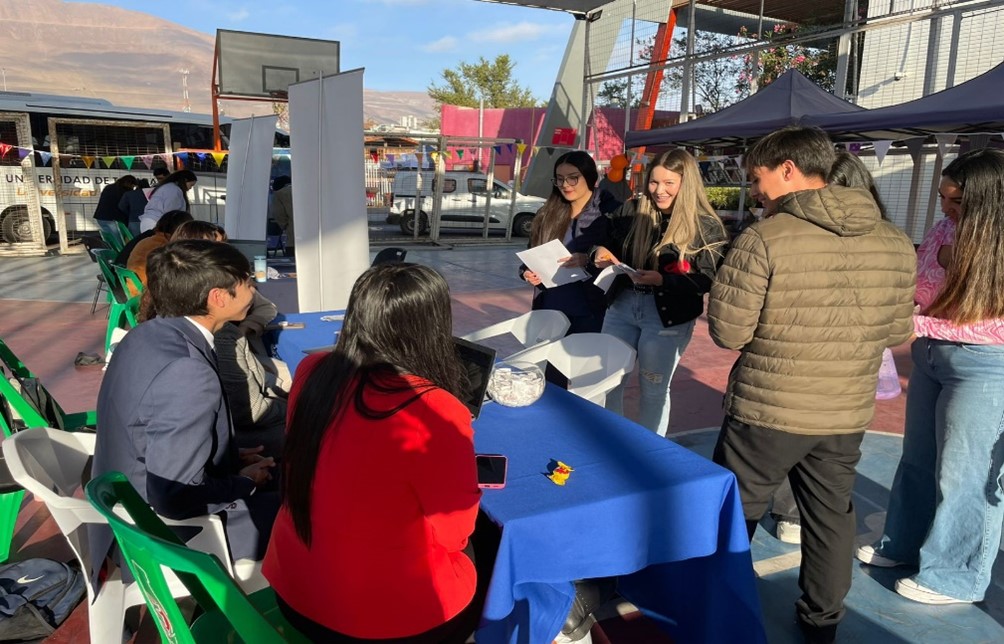 Feria Estudiantil de la Universidad de Tarapacá sede Iquique