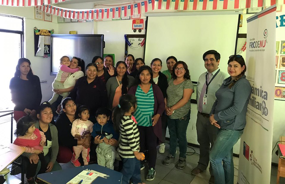 Consultorio Jurídico de Arica entrega charla informativa beneficiarias del Programa de Apoyo a la Dinámica Social